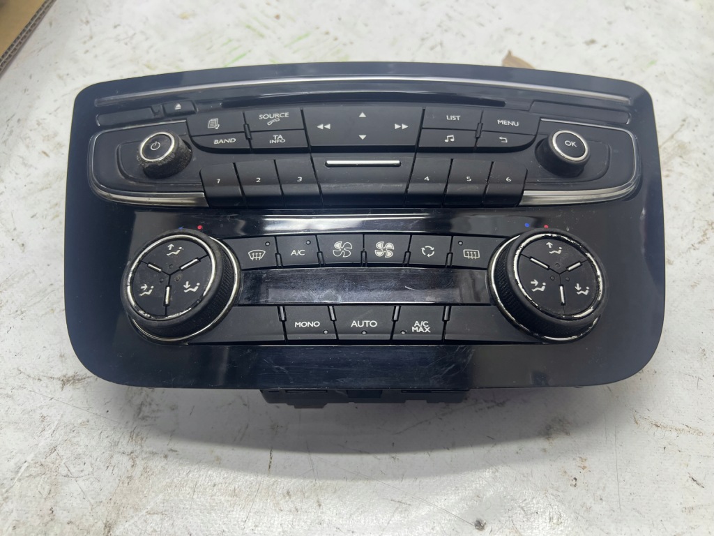 фото №3, Peugeot 508 панель радио кондиционера