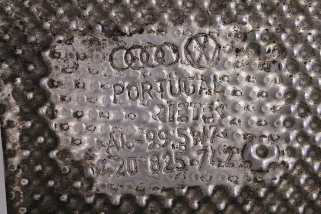 фото №2, Audi r8 420 06- защита тепловая 420825742