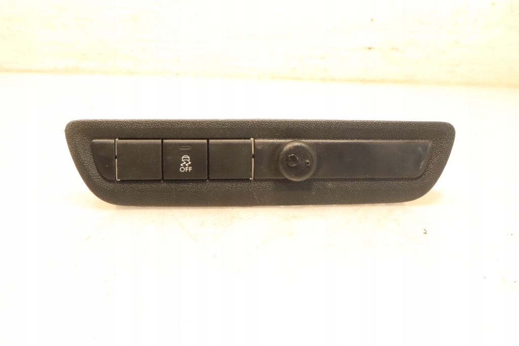 фото №1, Панель переключателей peugeot 208 i