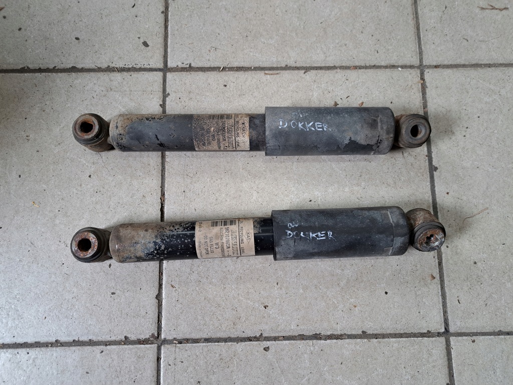 фото №1, Dacia оригинальный номер 562107865r амортизатор