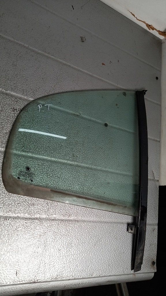 фото №1, Скло права задня skoda octavia 02r hb