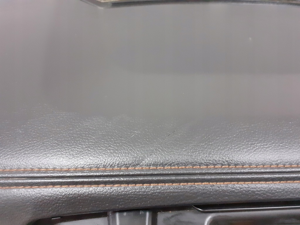 фото №6, Dodge ram 2014- консоль панель приладів шкіра подушка ремені