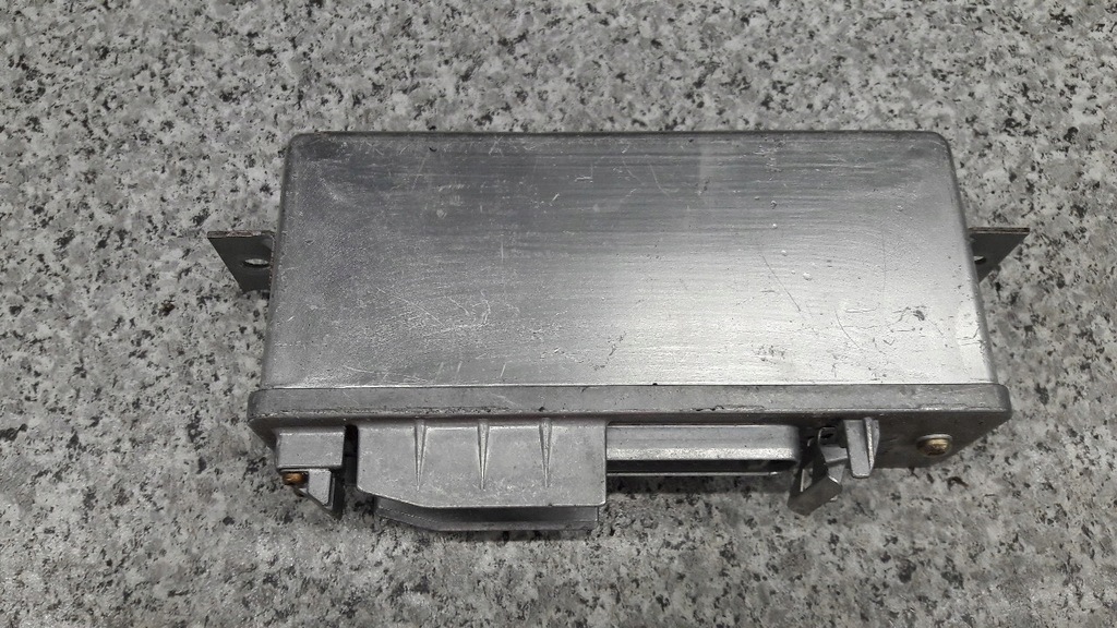 фото №1, 34.52-1160413 бортовой компьютер abs 0265103047 bmw e34