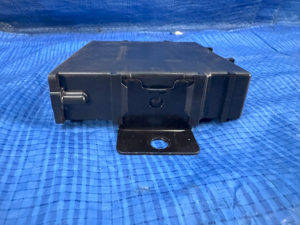 Модуль блок управления renault austral 1.2 e-tech 478806us0c Недорого