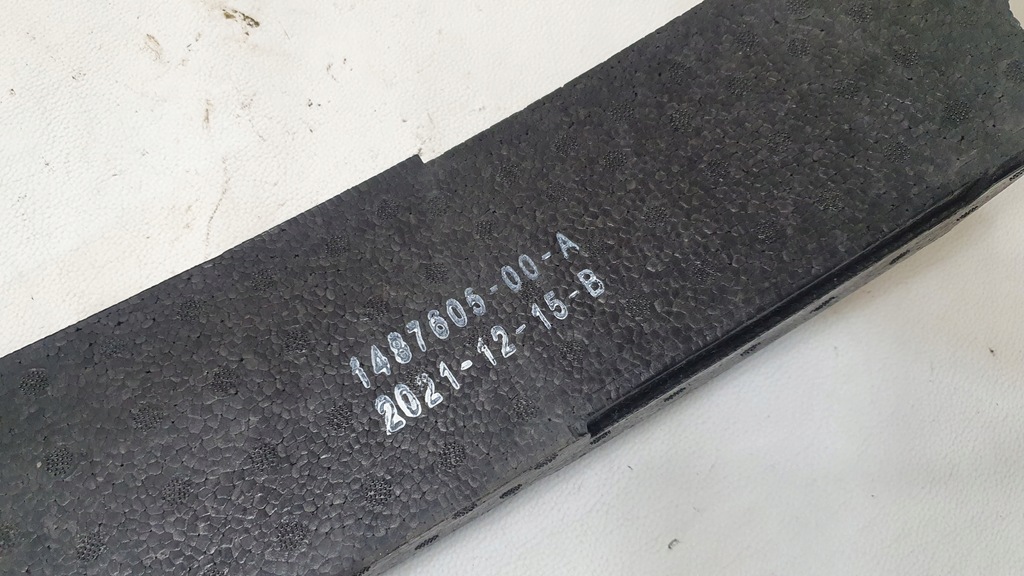 фото №6, Пена абсорбер балка бампера tesla model y 1487605-00-a