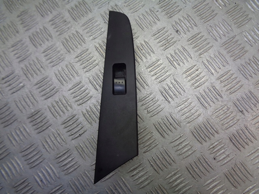 фото №1, Панель управление стекло левый задняя mazda 3 bk