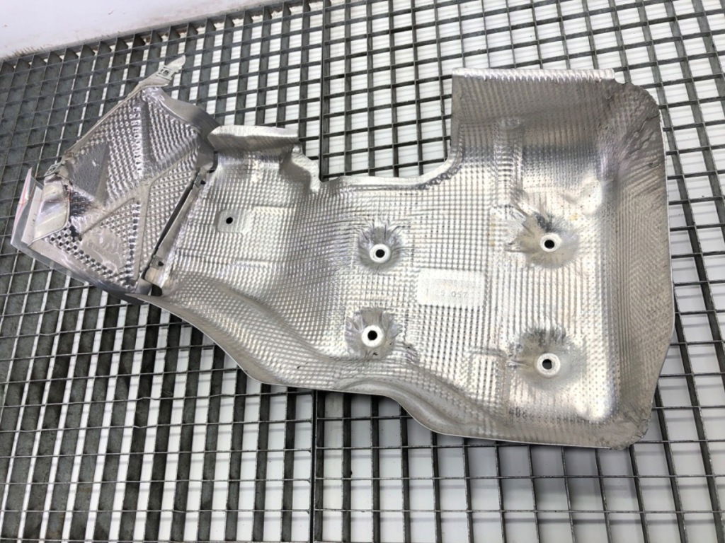 Купити Захист теплова mercedes gle a1676805409