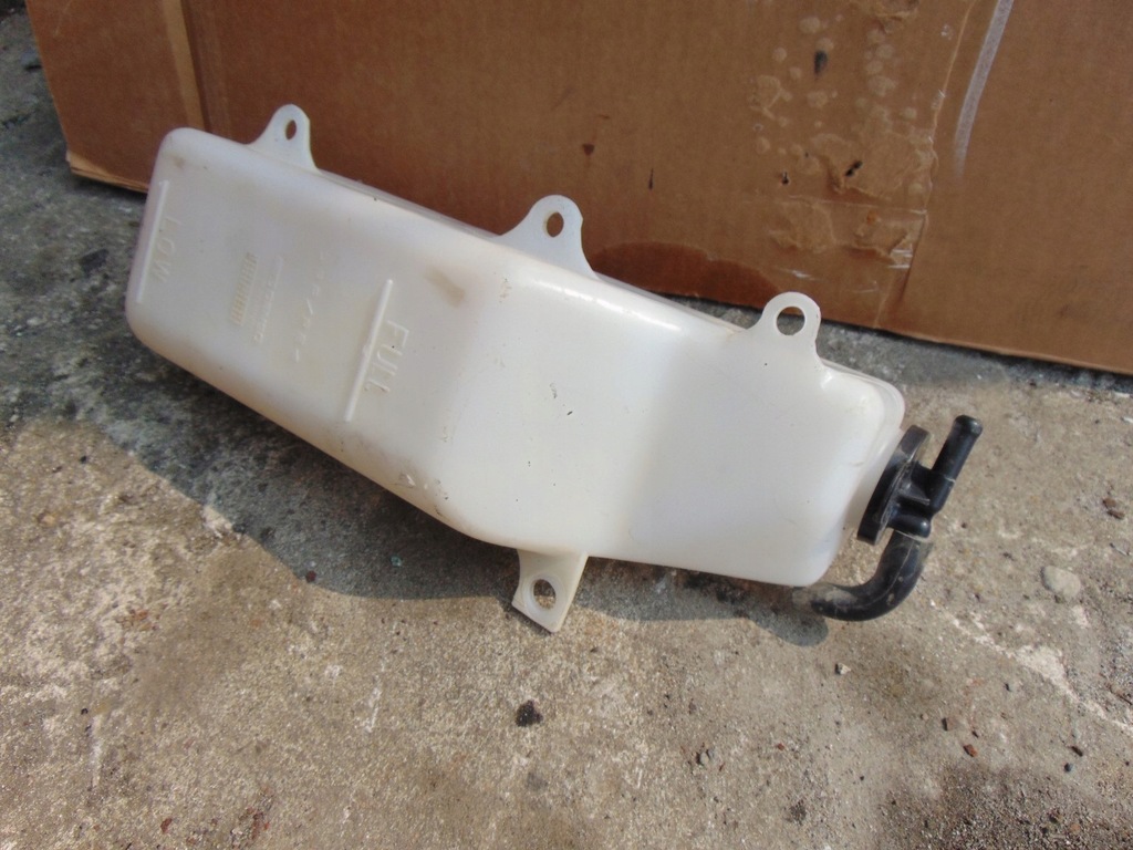 фото №4, Бак расширительный жидкость toyota land cruiser