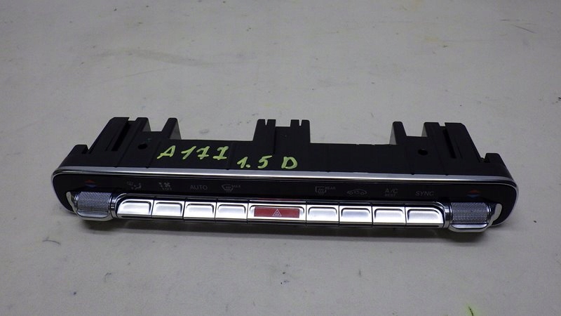 фото №1, Панель керування кондиціонер mercedes w177