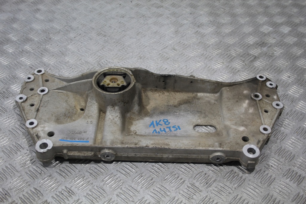 фото №1, Підрамник підрамник підрамник перед vw scirocco 1k8