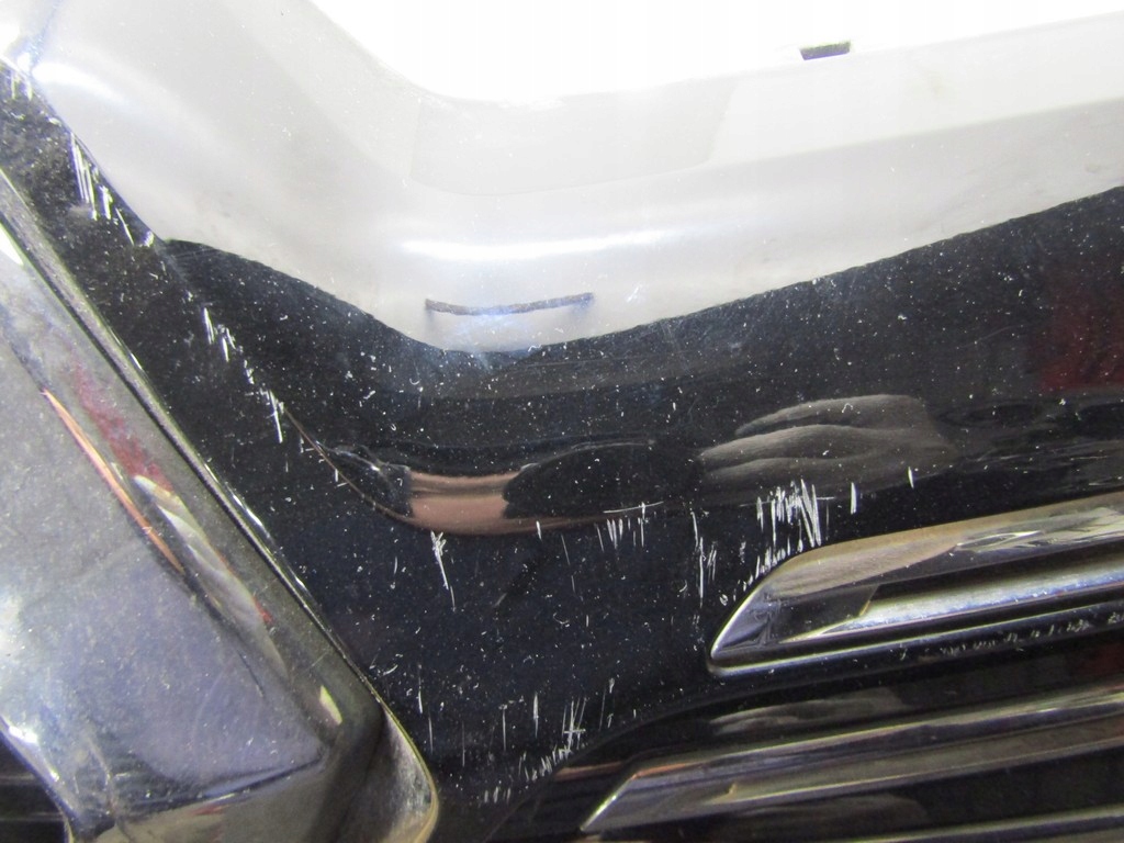 фото №3, Решітка радіатора решітка радіатора бампера передня перед renault megane iv hb