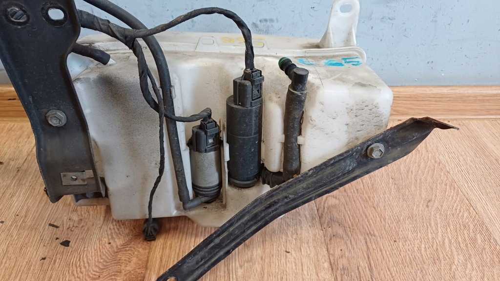 фото №7, Bmw e65 бачок омивача