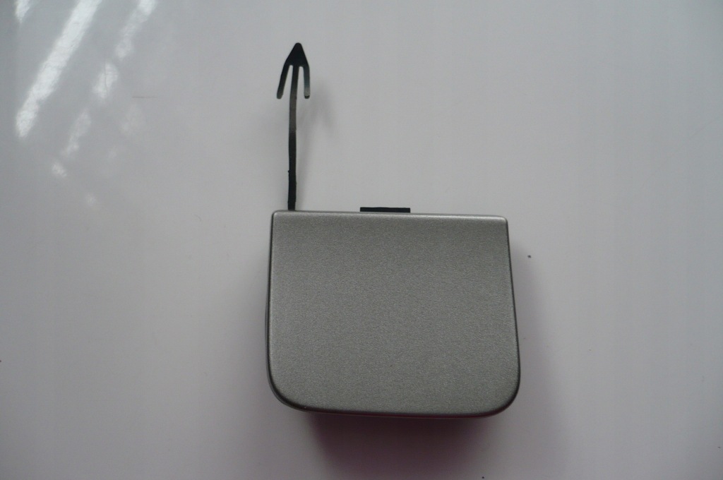 фото №1, Vw passat b7 заглушка фаркоп бампер задня sedan