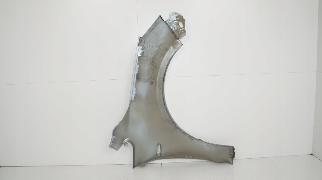 Крыло  левое  перед opel astra j 09-12r z21y Киев