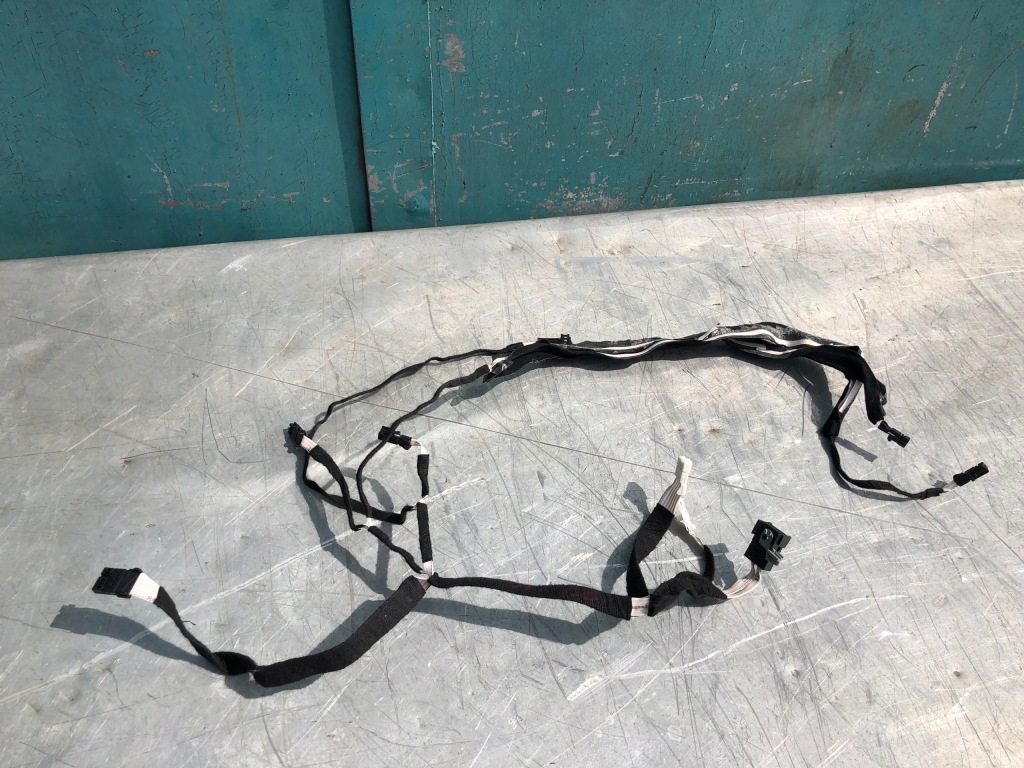 Купити Mercedes cl w216 права електропроводка оббивка двері