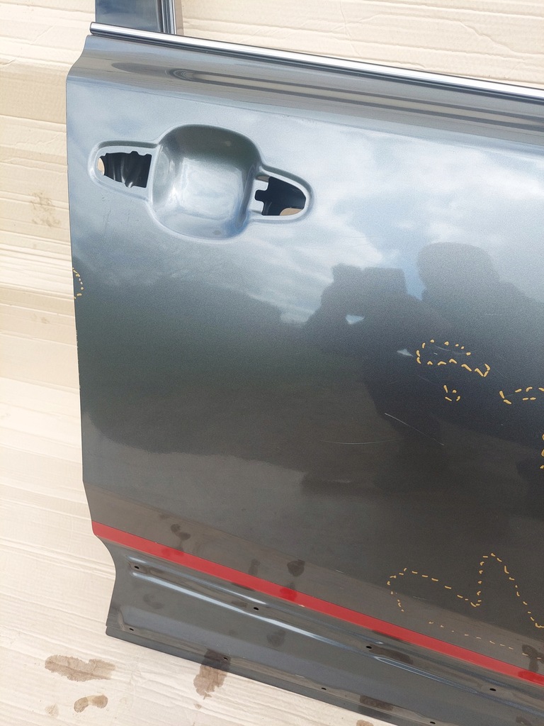 фото №4, Toyota ch-r chr 2016- дверь правое передние перед d233