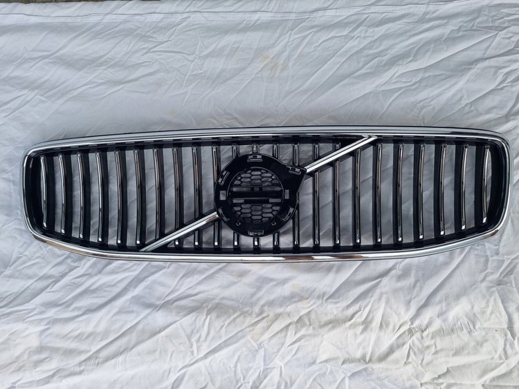 фото №5, Решітка радіатора решітка радіатора volvo s90 18-20 хром