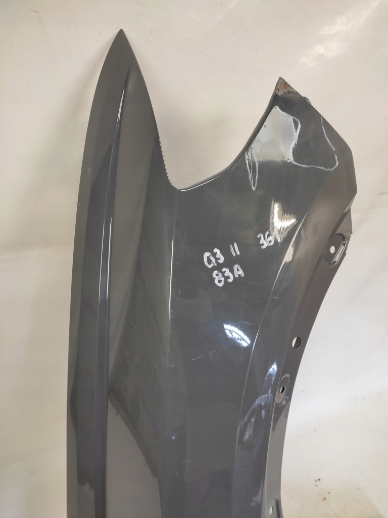 Audi q3 2 83a крыло  правый  передний перед 2018- Недорого