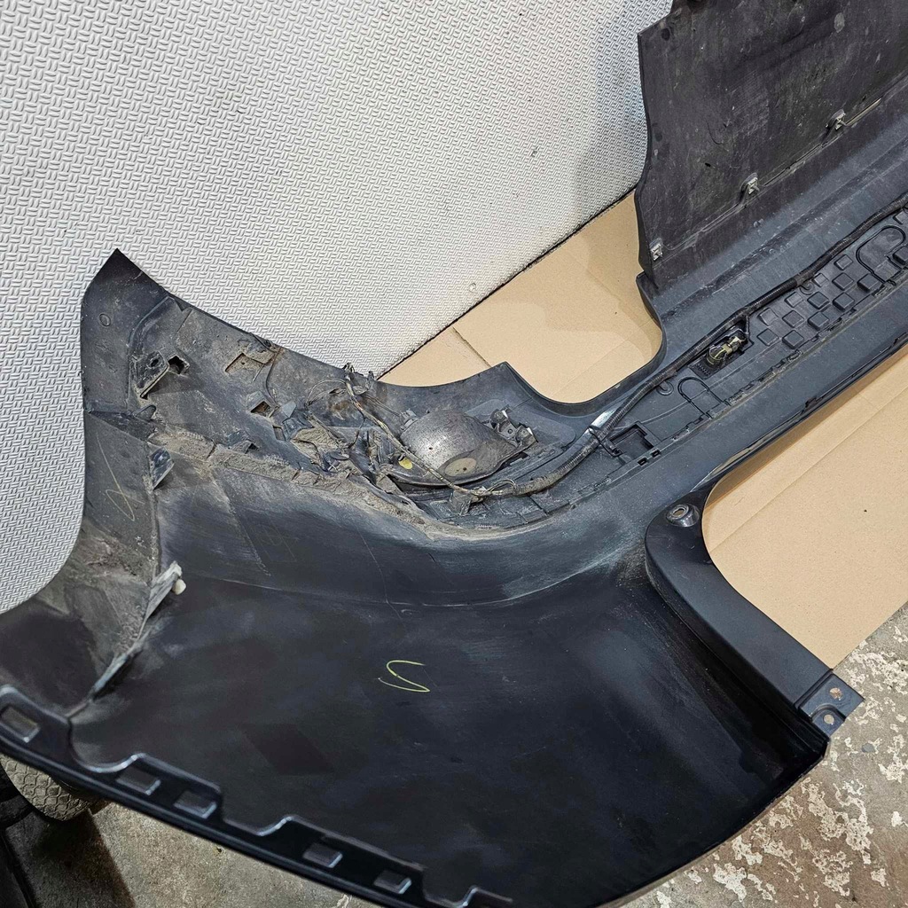 фото №10, Jaguar f-pace x761 бампер задня задній lkt 4 pdc kompletny