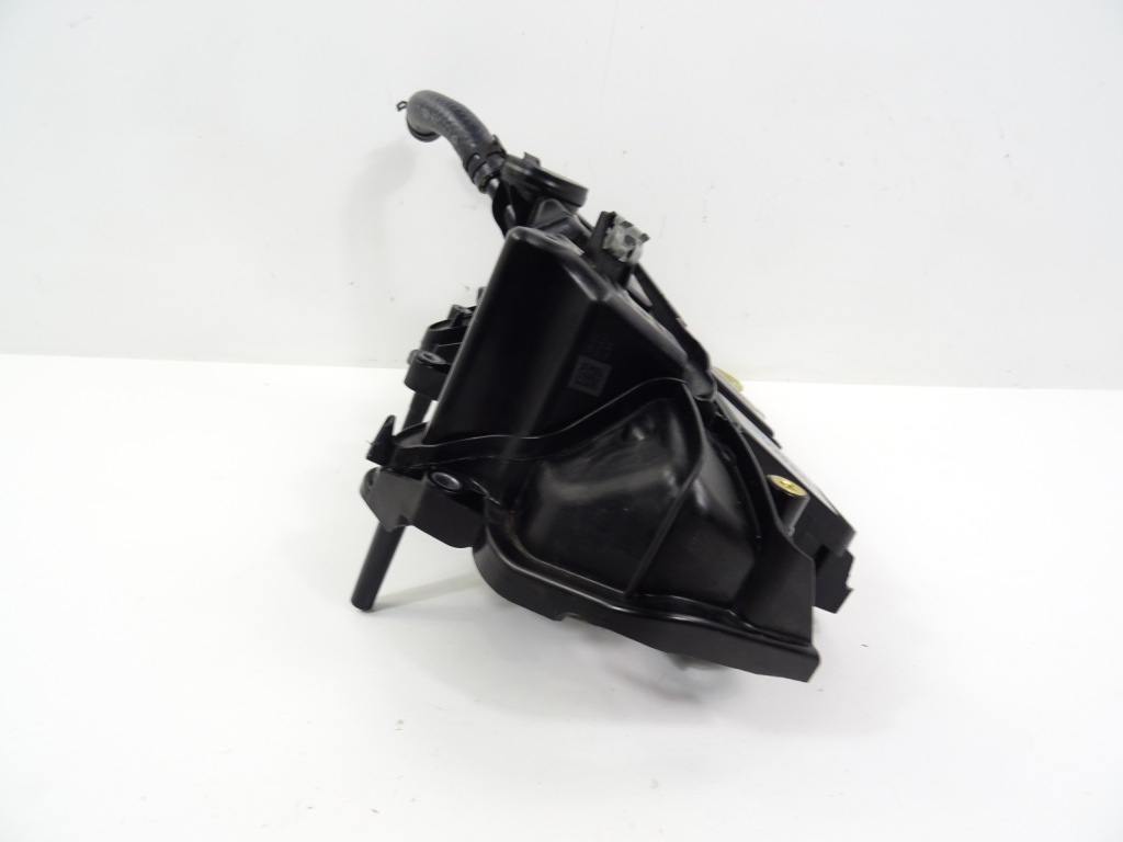 фото №8, X-trail t32 lift 1.7 dci крышка клапанов 18306606r