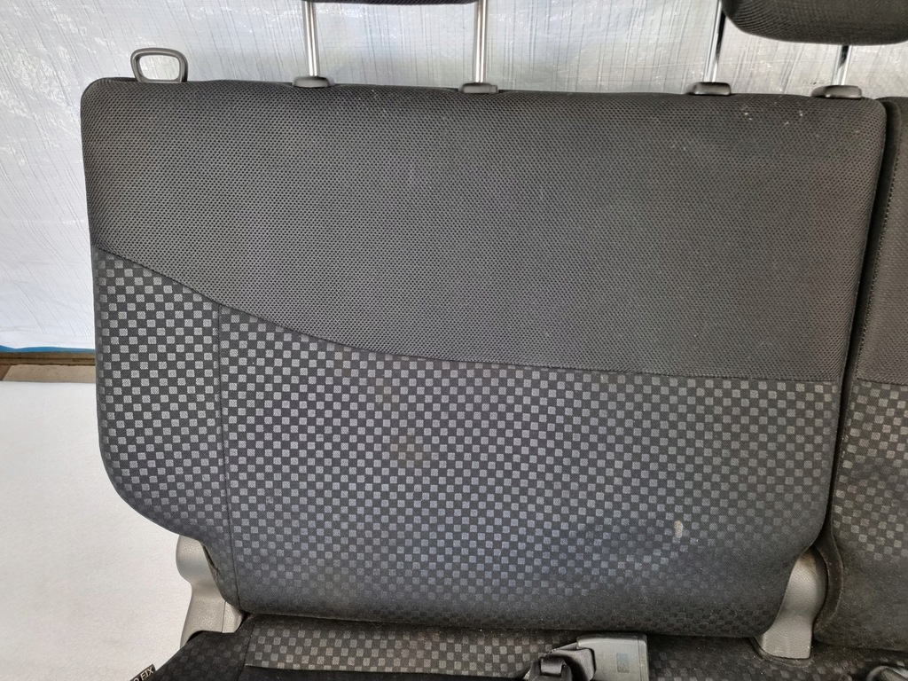 фото №6, Daihatsu materia 2006- заднее сиденье задняя