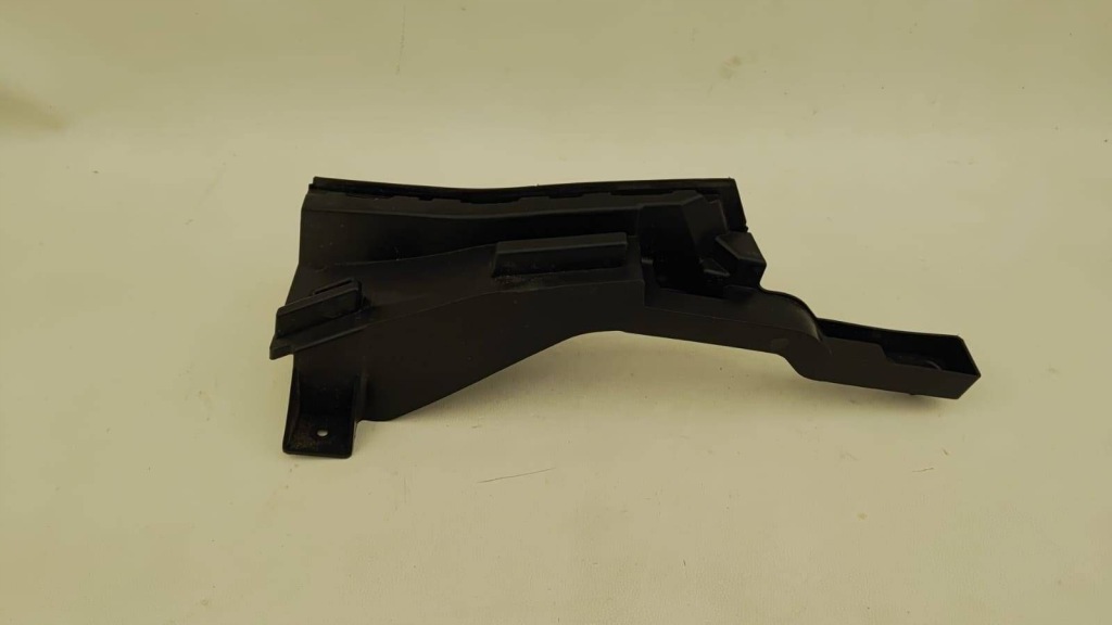 фото №2, Land rover range rover evoque l538 направляющая бампера задняя левый 17b931a