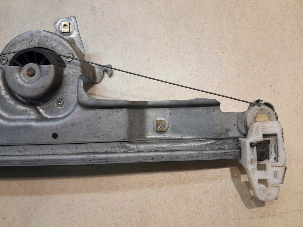 фото №7, Подъемник стекло левый перед grand scenic ii