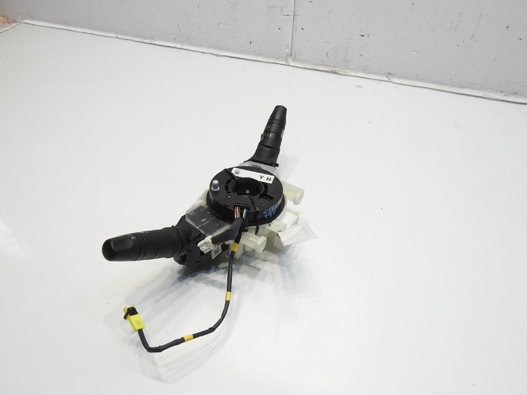 фото №8, Переключатель комбинированный лента nissan x-trail t30 25560eq301