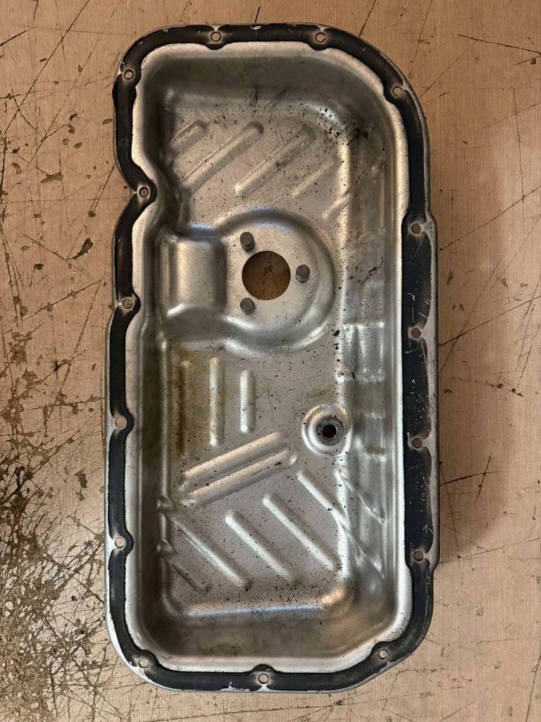 Поддон масляная audi 3.0 tdi Цена