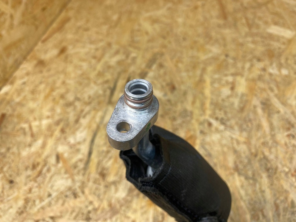 Купить Пабтрубок  трубка шланг кондиционера opel corsa f peugeot 208 ii 9826918180 2019-