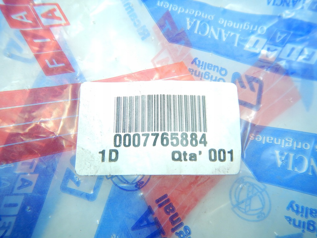 фото №7, Fiat оригинальный номер 7765884 канал воздуха средний fiat punto 93-00