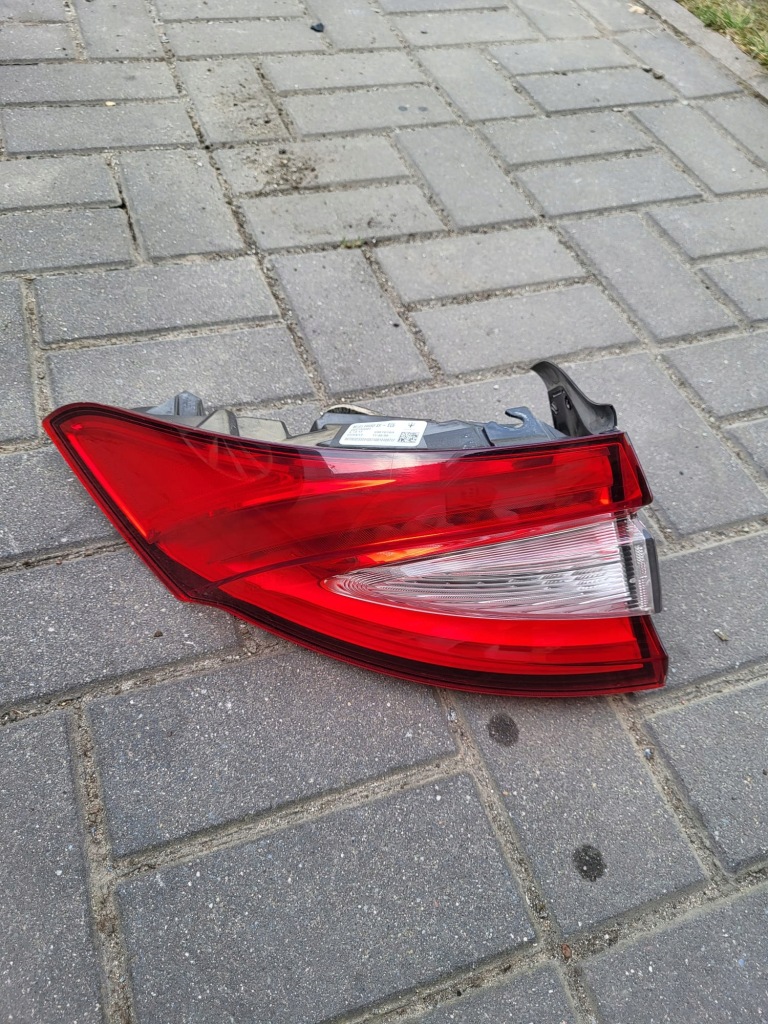 фото №1, Maserati levante лампа задня ліва 20670103