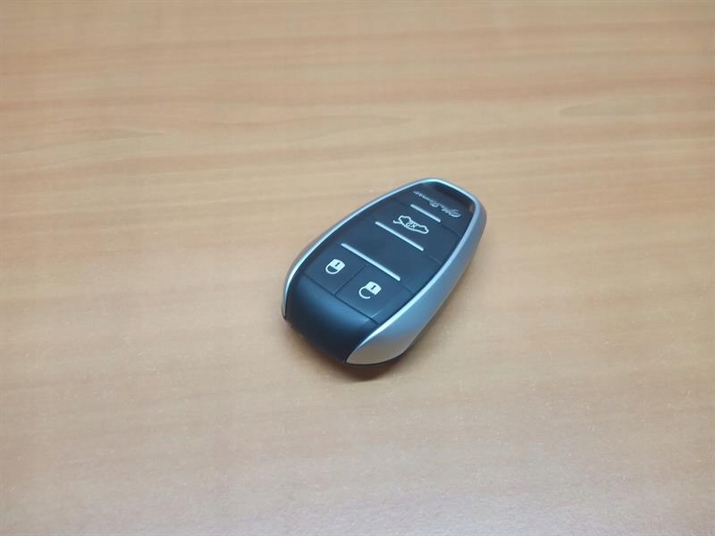 фото №4, Ключ pilot alfa romeo stelvio 2.2 d q4