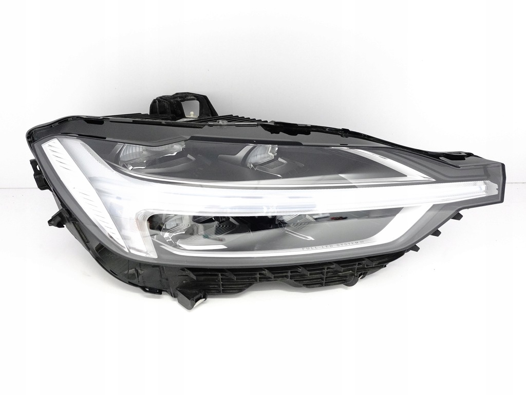 фото №1, Volvo xc60 ii 2 17- лампа full led система права eu