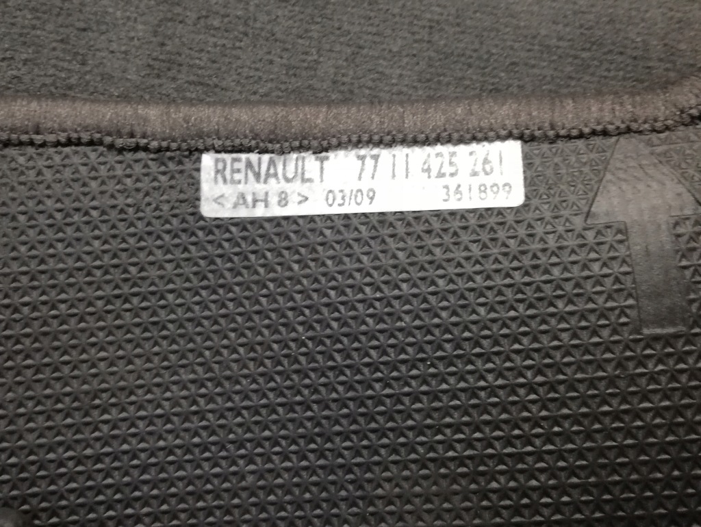 фото №3, Обшивка багажника renault thalia 7711425261 oe!