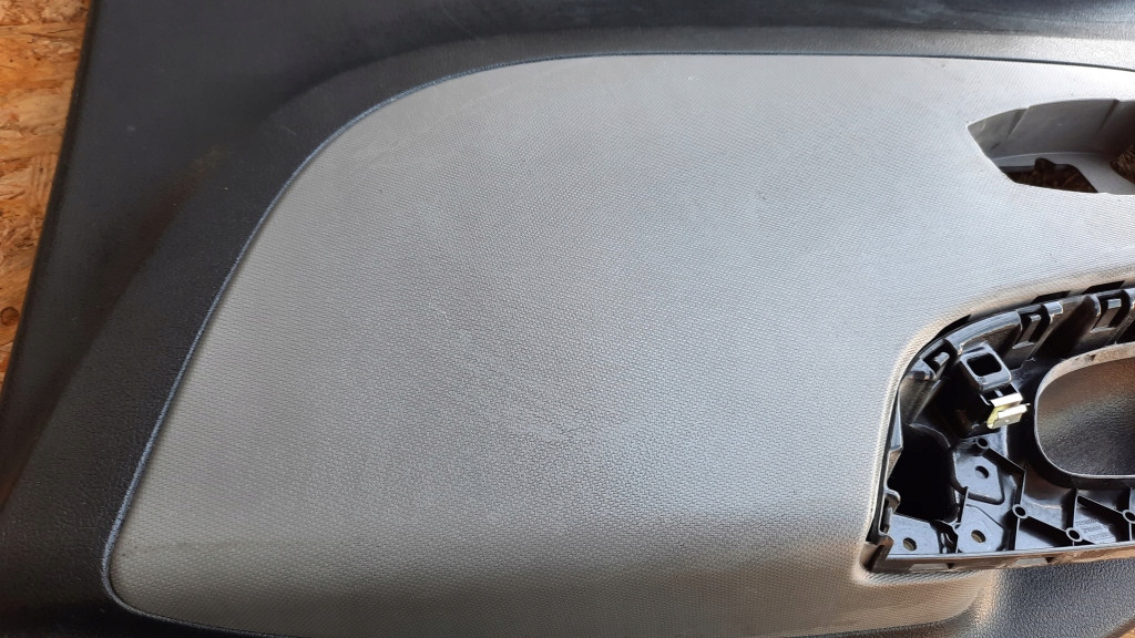 фото №11, Обивка обшивка правый перед trafic iii 809008574r