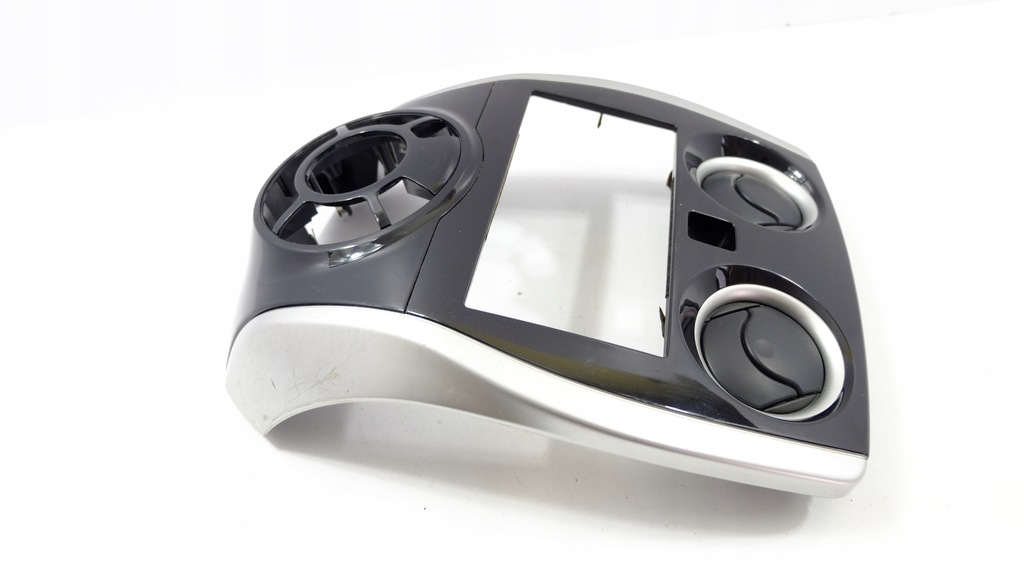 фото №2, Nissan note e12 рамка радіо консолі