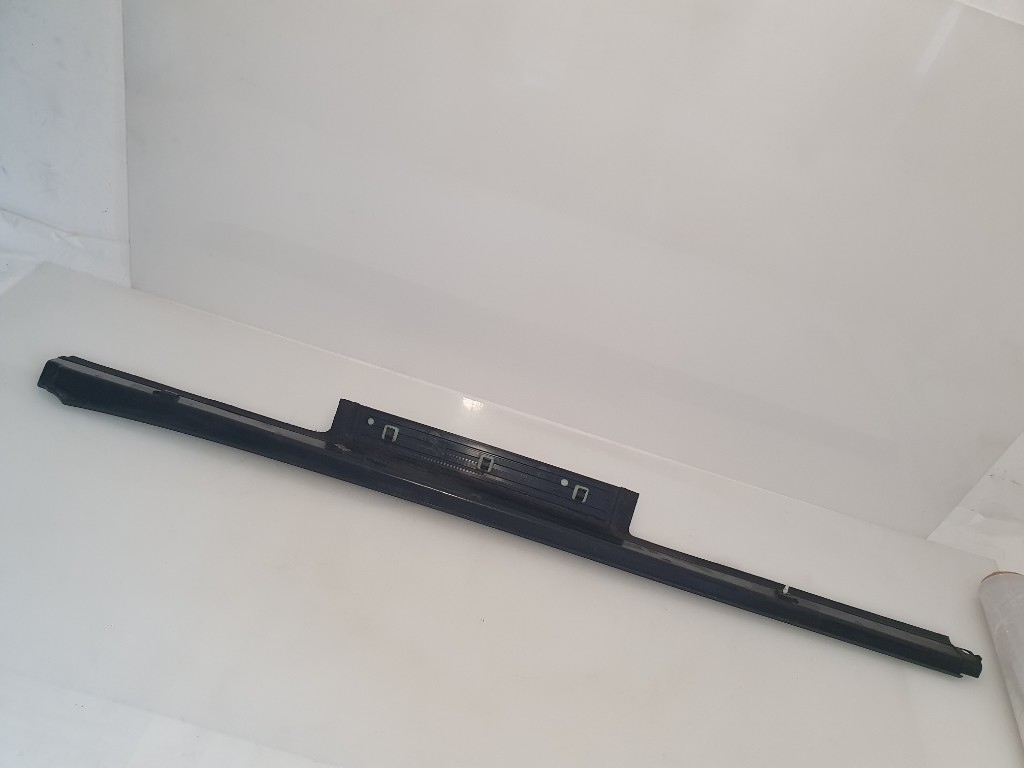 фото №7, Mercedes-benz оригинальный номер a2516800035 молдинг накладка порог