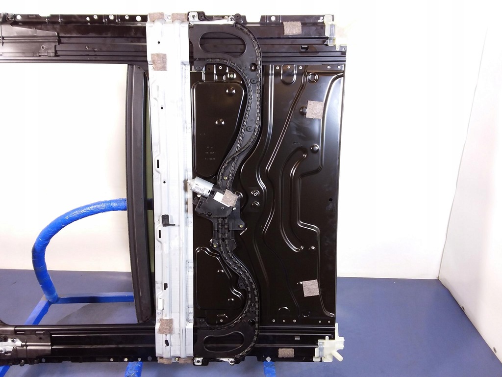 фото №4, Bmw 7 f01 люк 7903815 моторчик 7316535