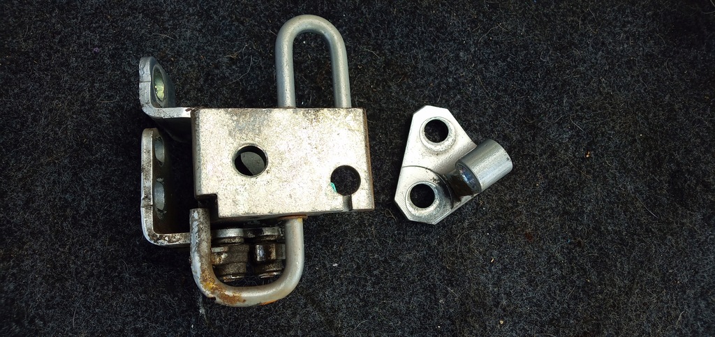 фото №1, Vw golf v vi plus петля дверь левый задняя la7w