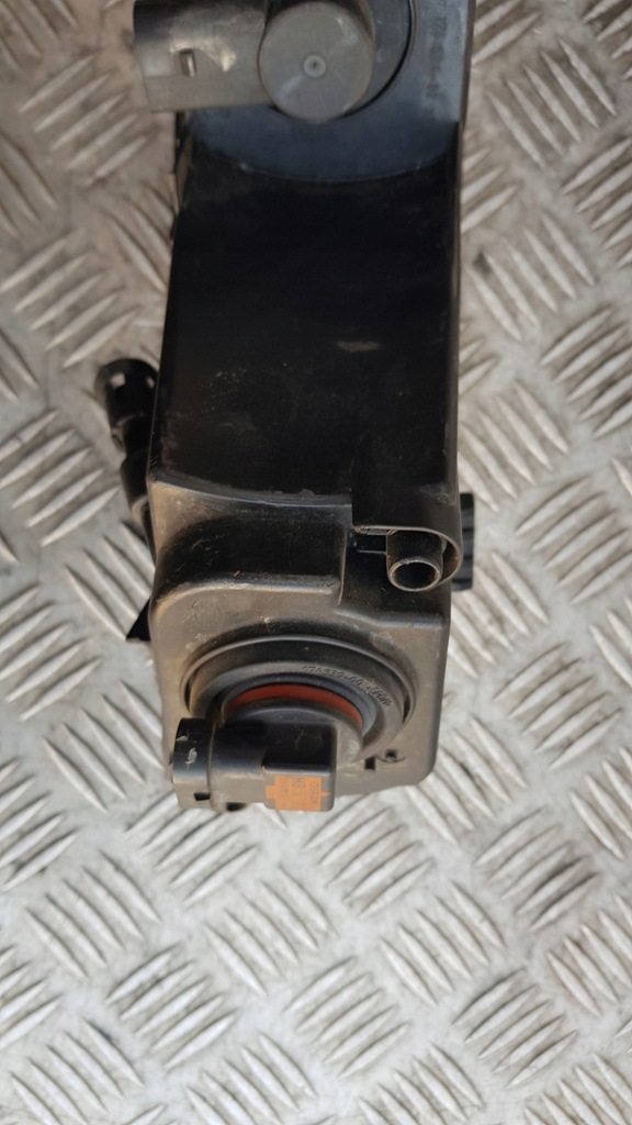 фото №10, Vw passat b7 противотуманная фара правый перед