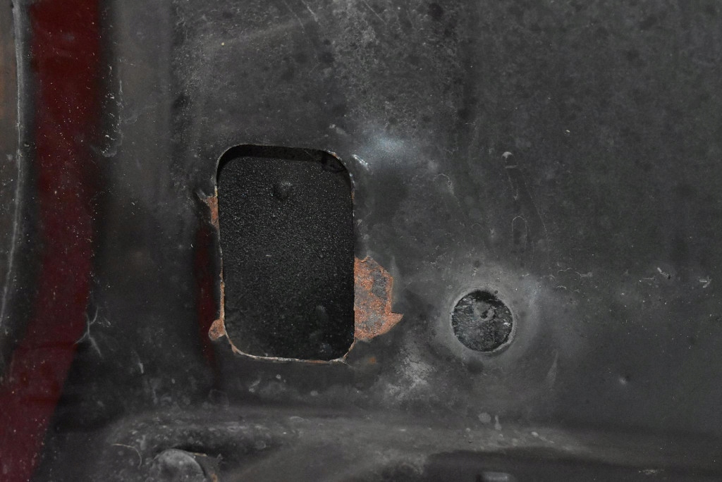 Капот кришка двигуна zce suzuki swift 4 iv mk6 04-10 Київ