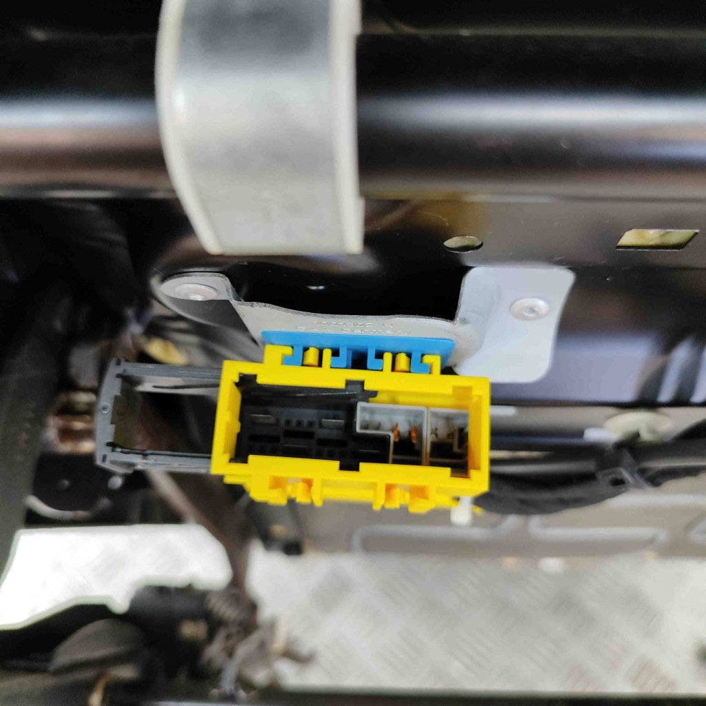 Сидіння передній правий porsche boxster 987 98752130404 31974877 3.4l 217kw Зі Шроту