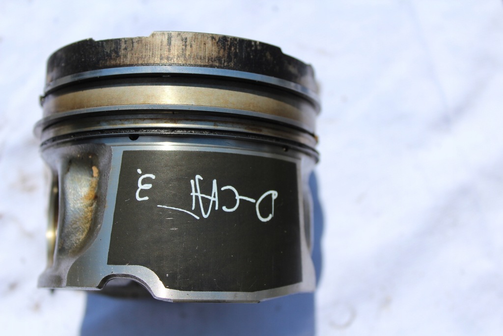 фото №10, Avensis corolla verso rav4 2.2 d-cat поршень