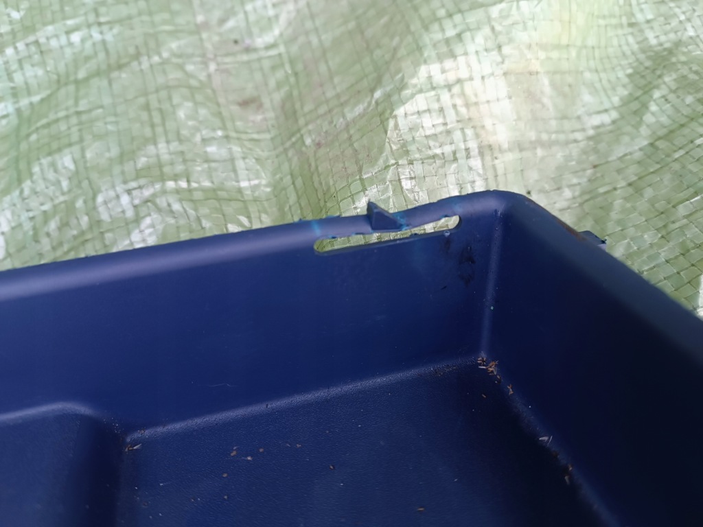 0001169v012 бардачок ящик полка smart fortwo 450 Доставка