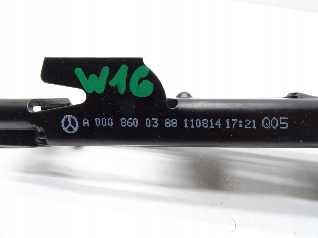 Регулировка ползунок высоты поперечина bezp a0008600388 mercedes w176 w245 Оригинал