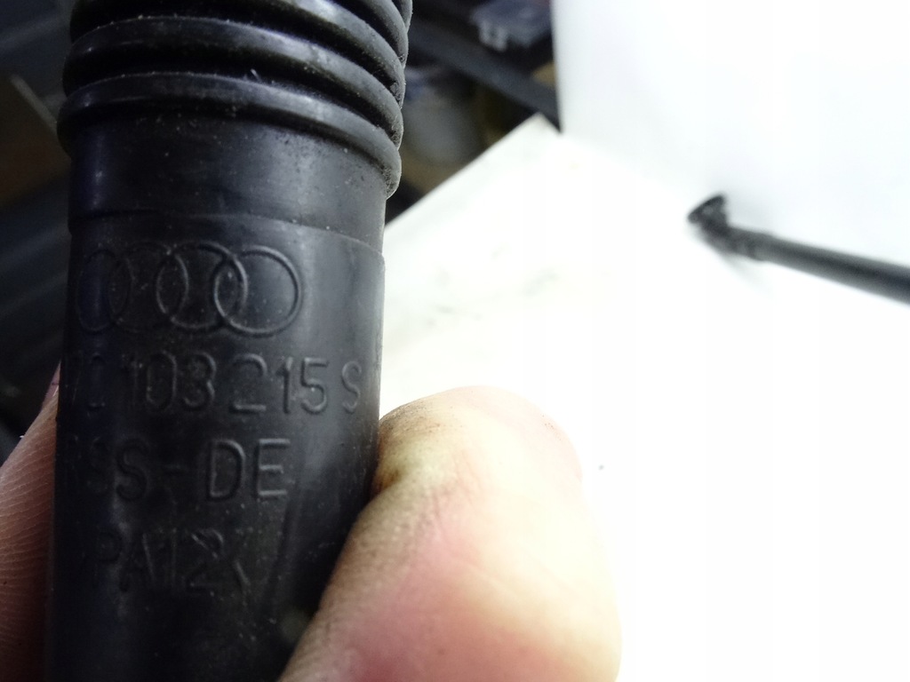 фото №8, 07c103215s труба wąż вентиляция картера audi a8 d2 w12 99-02 oryg