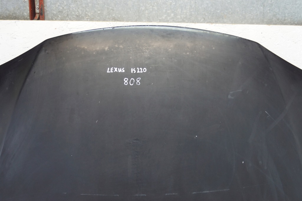 Капот крышка двигателя перед lexus is 2 is220 Оригинал