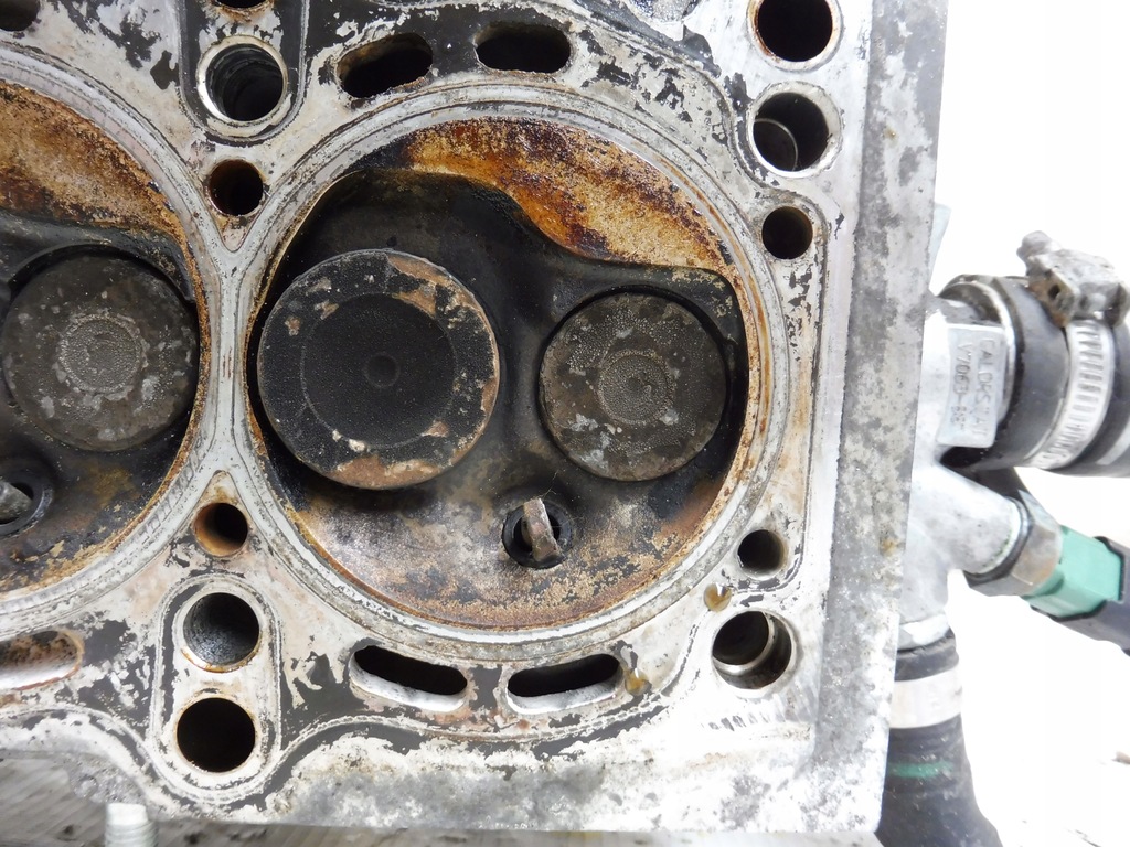 фото №11, Головка цилиндров 55195018 fiat grande punto 1.4 8v