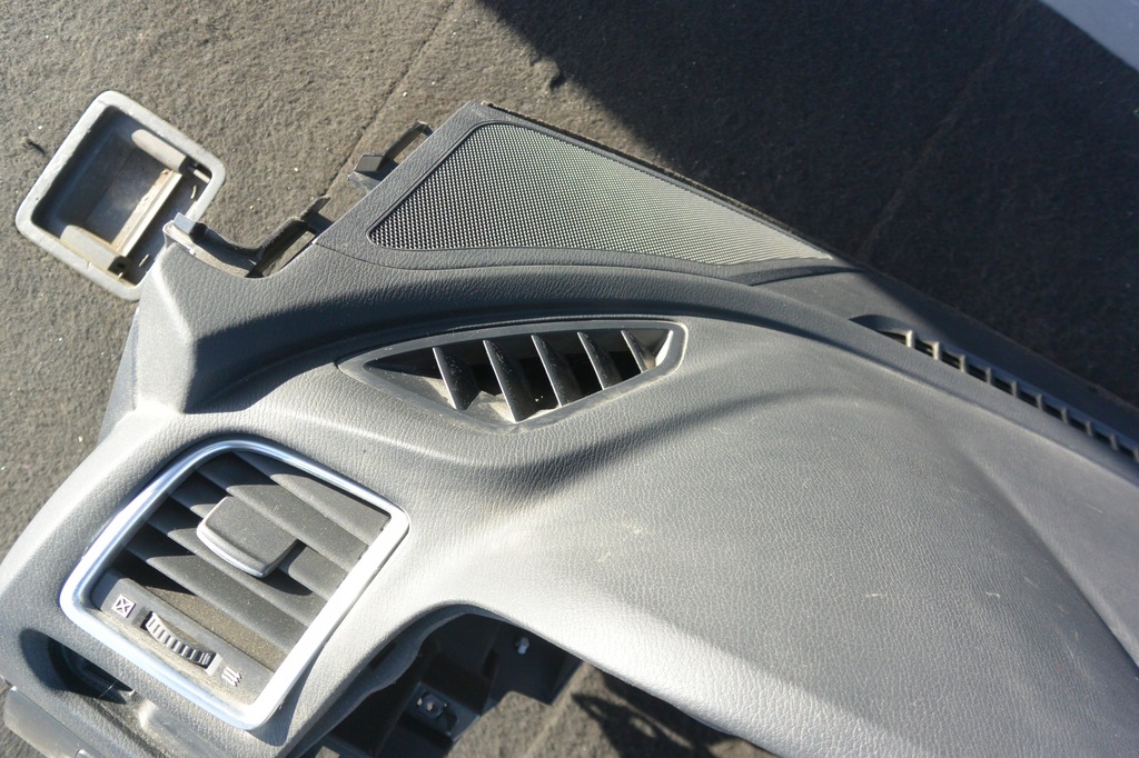 фото №7, Mazda 6 gj консоль приборная панель